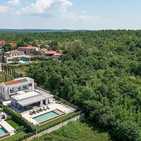 Modern Damian With Jacuzzi Near Porec * Rajki