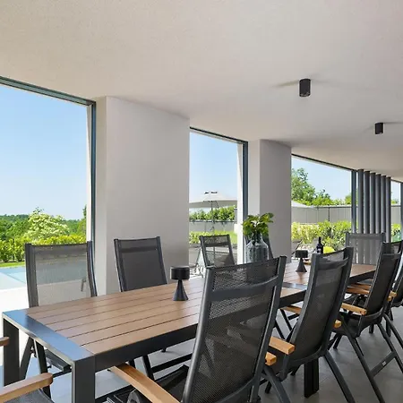 Villa Modern Damian With Jacuzzi Near Porec *